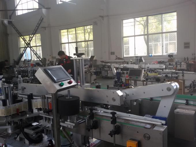 गोल कुपी 1.5 केडब्ल्यूसाठी 350 मिली सेल्फ अ‍ॅडसिव्ह स्टिकर एबेलिंग मशीन