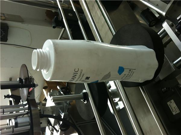 गोल बाटली / कंटेनर / जारसाठी ओरिएंटेड ओघ-आसपास लेबलिंग सिस्टम