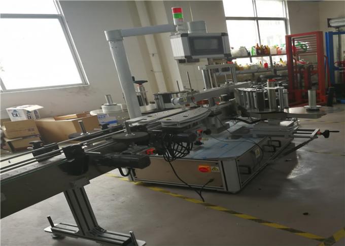 केमिकल, वॉटर प्लास्टिक बॉटल स्टिक 3 लेबलसाठी सेल्फ Adडझिव्ह स्टिकर लेबलिंग मशीन