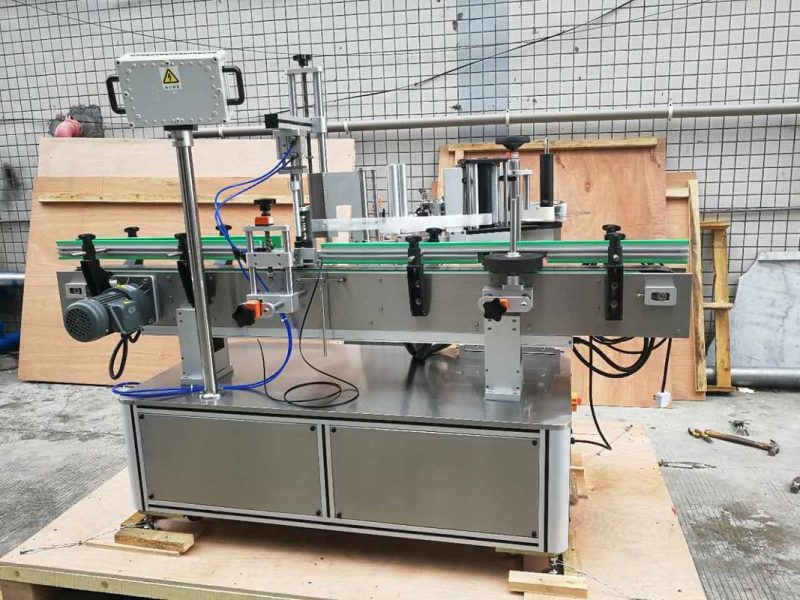 पेय फील्ड सप्लायरसाठी चीन पावपा / पेरू गोल बोतल स्टिकर लेबलिंग मशीन