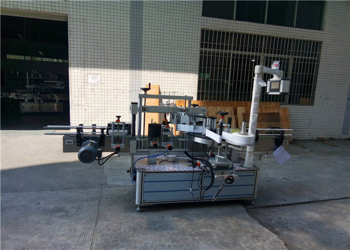 चीन पूर्ण स्वयंचलित स्क्वेअर बाटली लेबलिंग मशीनरी 4000-8000 बी / एच क्षमता पुरवठादार